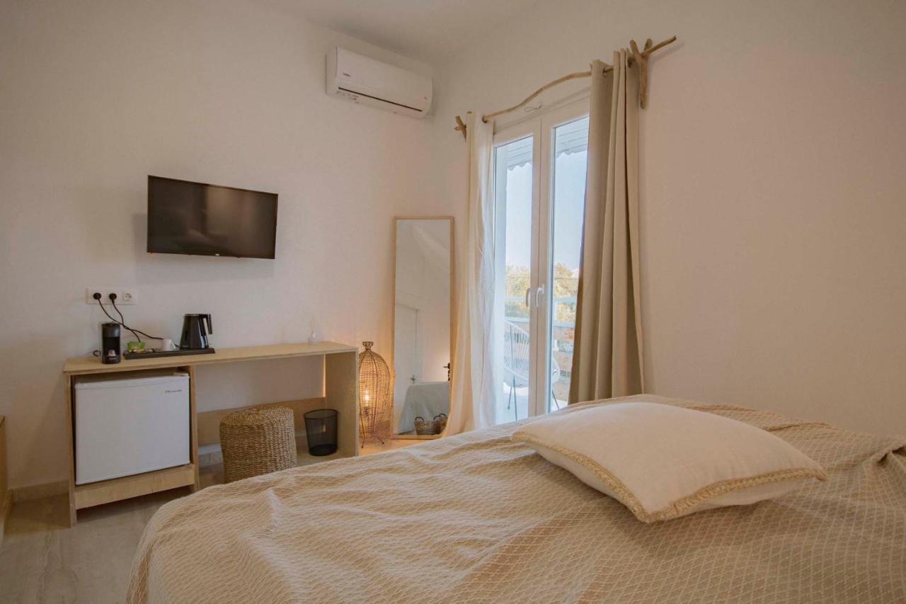 Olive Grove Boutique 4*